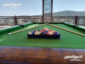 طاولة بلياردو مميزة بحجم 7 قدم  الأبعاد: (213 × 120 سم)