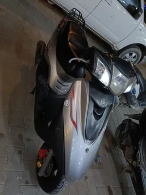 دراجه بريز حديث نوزل 140 دراجه نضيفه مكينه مفوله خرسه الوصف مهم