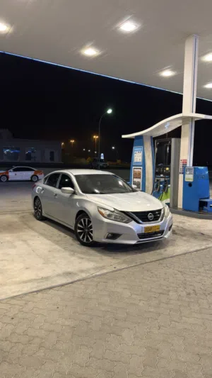 Used Nissan Altima in Muscat