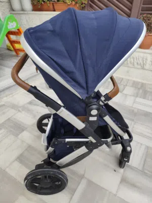 للبيع عرباية أطفال ماركة Joolz بحالة ممتازة