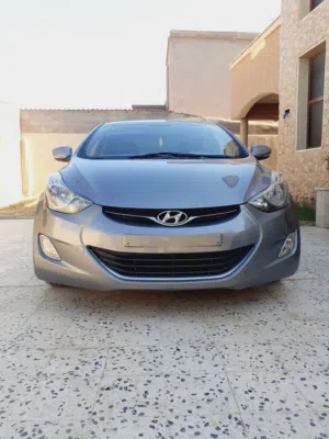Used Hyundai Avante in Tripoli