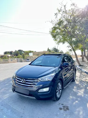 new-hyundai-santa-fe-in-ramallah-and-al-bireh