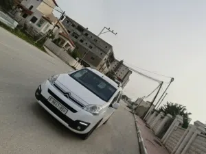 بيجو بارتنر 2019 دهان شركه بسعر حرق 47000 ألف نقدا البدل وارد منبدل لحق حالك