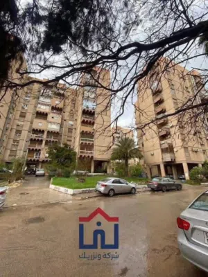 شقة للبيع في زاوية الدهماني بالقرب من سوق الشط عمارات الاستثمار