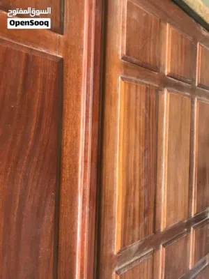 باب رئيسي للبيع الباب مش راكب قبل الخدمه الاوله متانه حاجه صح