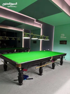 طاولة سنوكر للبيع مستخدمه فتره بسيطه مع كامل الملحقات