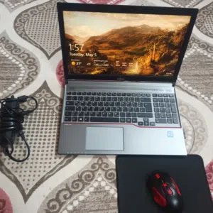 لابتوب فجيتسو (Fujitsu) ياباني نظيف جداً – Core i5 - مناسب للدراسة والعمل