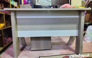 ميز مكتبي قياس 120*60