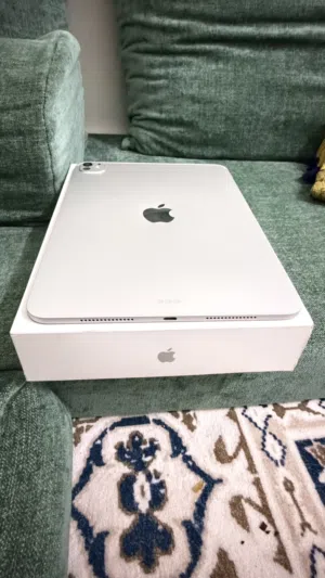 ايباد11بروm5للبيع