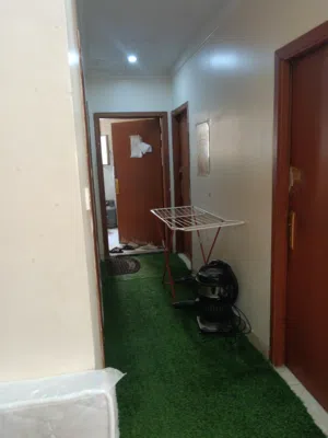 نبحث عن فرد المشاركه السكن في ابو حليفه