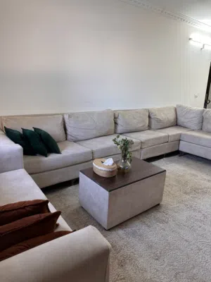 طقم كنب شبه جديد للبيع