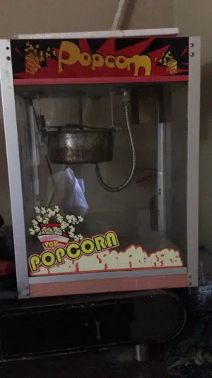 Pop corn machine
