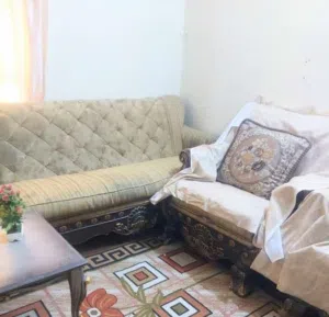 اغراض للبيع قنفات 4قطع خشب زان كنتور 3بيبان كيزر شبكت انترنيت شرط الشغل كامله