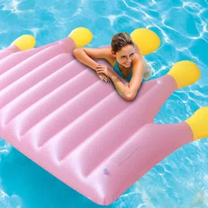 فرشة تاج عملاقة لبرك السباحة والبحر