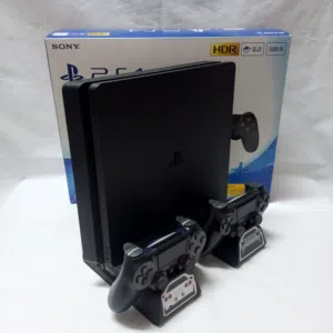 بلاي ستيشن 4 سليم 500GB (في قمه النظافه)قابل للتفاوض  Sony playstation 4 (500G)