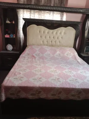 غرفة النوم للبيع