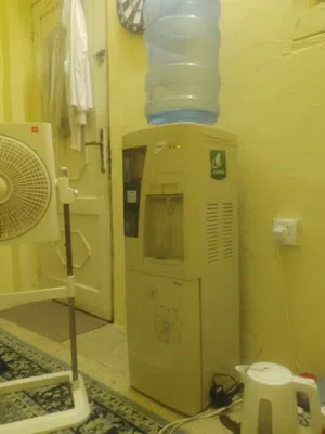 كولر ماء بحالة جيدة
