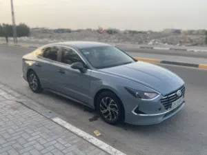 سوناتا خليجي موديل 2023  اصل اصل ما معلايه بصره باسمي هايبرد كهرباء بانزين السعر 128 وبيهه مجال قليل
