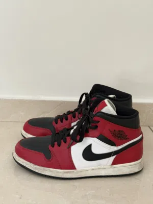 Air Jordan 1 Chicago Black Toe Original - EU 41