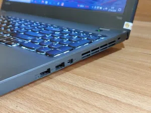 Lenovo ThinkPad T560 جهاز نضيف كررت فحص واستخدام لمدة شهر من اي عيب او خلل في الجهاز
