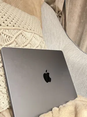 MacBook Air M2