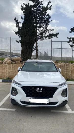 فرصة مميزة: هيونداي سنتافي 2018