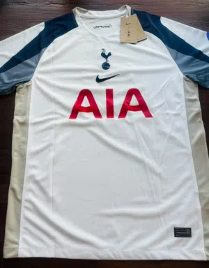 Spurs (24 - 25) jersey with Son on the back