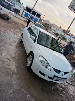 Used Mitsubishi Lancer in Tripoli