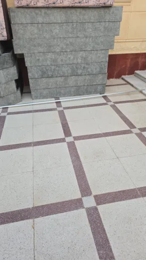 خشب مجلس مجانا