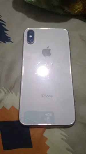 Apple iPhone XS 64 GB in Dhofar