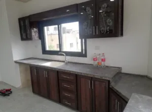 ٣ غرف نوم . غير مفروشة . سنوي3