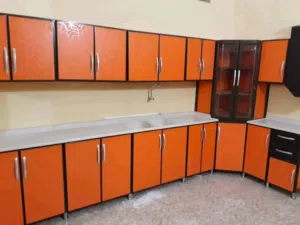 مطابخ المونيوم أنيقة وجميلة المتر كامل بالرخام توصيل  داخل الكلاكلة مجاني بقية مواقع الخرطوم بر