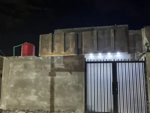 دارين للبيع ركن واحد مجاور الثاني مساحة كل دار 130ينباعن اثنينهن سوة او واحد منهن ابي الخصيب/عويسيان