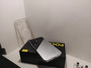 POCO F7 مستعمل بحالة متتازة جدا