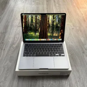 MacBook Air 13 M2 512GB 8GB