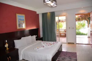 180 m2 3 Bedrooms Apartments for Rent in Cairo Zamalek