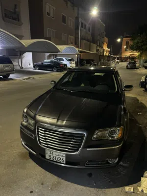 Used Chrysler 300 in Al Jahra