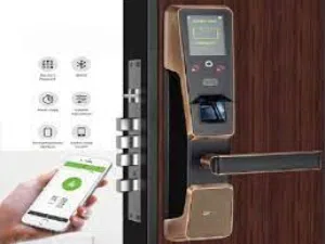 قفل ذكي ZKTeco ZM100 – بصمة وجه + بصمة إصبع + كرت ذكي – أمان متطور وحماية مثالية للأبواب