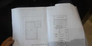 منزل  متكون  من 2شقق وملحق