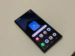 موبايل s24ultra للبيع