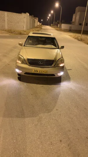 Used Lexus LS in Dhofar