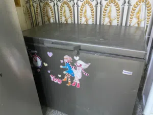 مجمدة الي البيع وا بيهة مجال