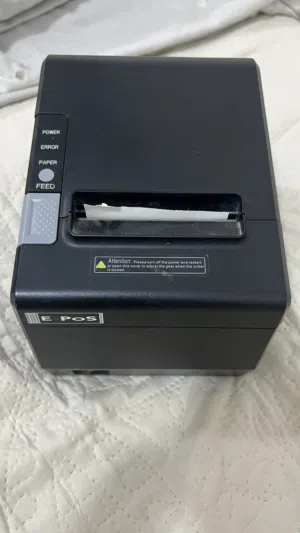 يتوفر 3 أجهزه محاسبه مع 3 طابعات شبه جديده من نوعيه ممتازه+ بعض الأشياء هديه(السعر الي يناسبك تعال)