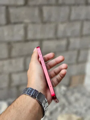 هاتف 13 ميني مش مفتوح