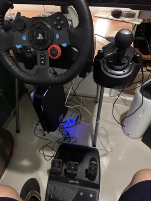 Ps5 disc (spiderman version) + G29 driving wheels+ shifter