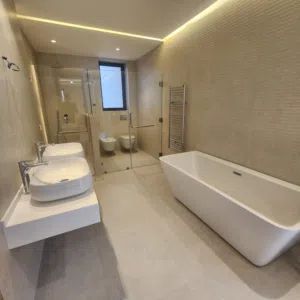 419 m2 4 Bedrooms Apartments for Sale in Amman Dahiet Al Ameer Rashed