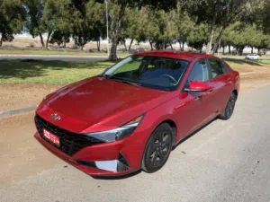 Drive Luxury for Less – Elantra Full Option Great Condition! إلنترا فل أوبشن بحالة رائعة!
