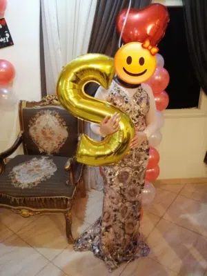فساتين مستعملة