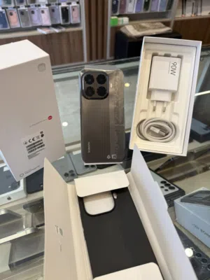 مستعمل شهر فقط شاومي Mi 15T Pro 5G 12-1000GB متوفر لدى سبيد سيل
