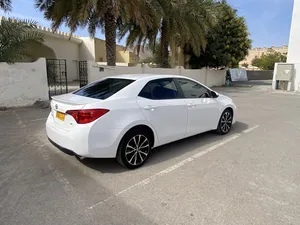 Toyota . Corolla . 20174